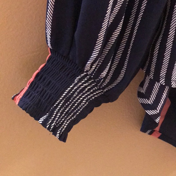 Express Top - Picture 3 of 3